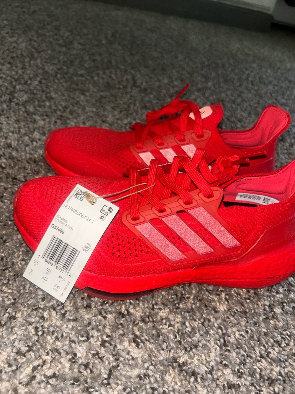 Ultraboost 21 Big Kids size 6